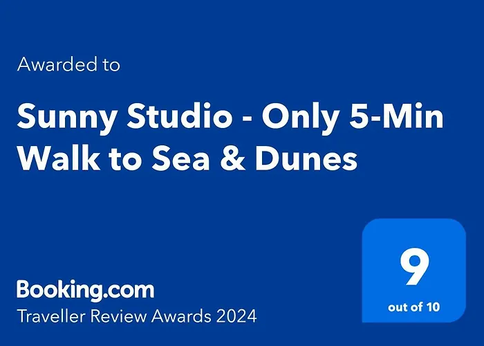 Sunny - Only 5-min Walk To Sea & Dunes